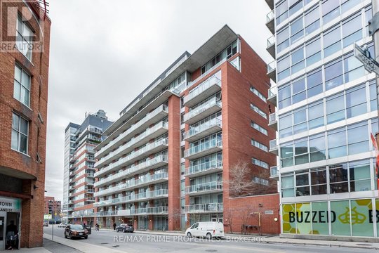 411 - 383 CUMBERLAND STREET