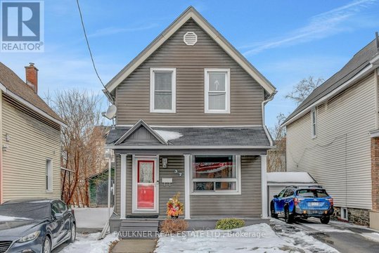 37 ARLINGTON AVENUE