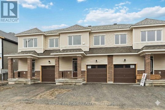 290 LES EMMERSON DRIVE