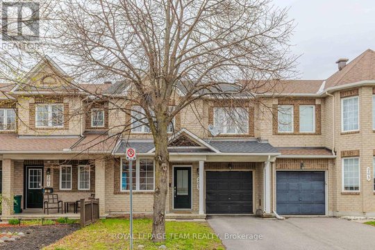 263 CRESTHAVEN DRIVE