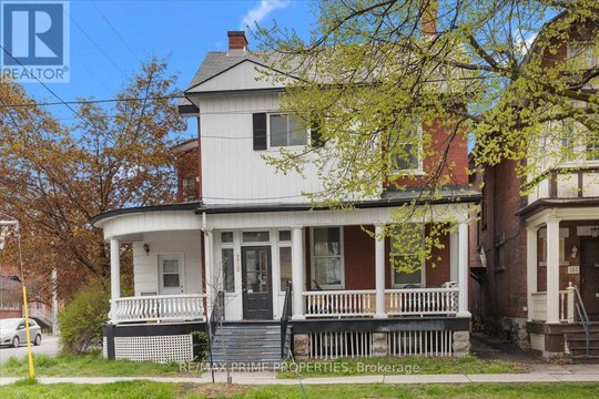2 - 155 STEWART STREET