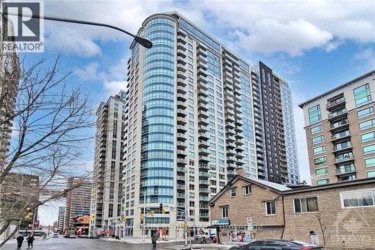 402 - 195 BESSERER STREET