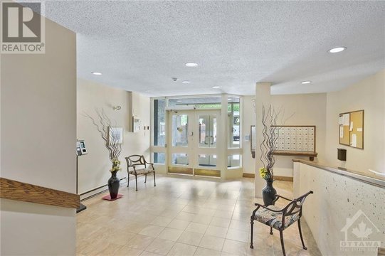 1177 Bélanger Avenue