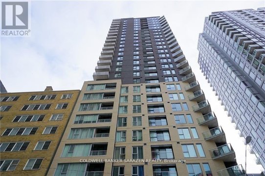 1102 - 40 NEPEAN STREET