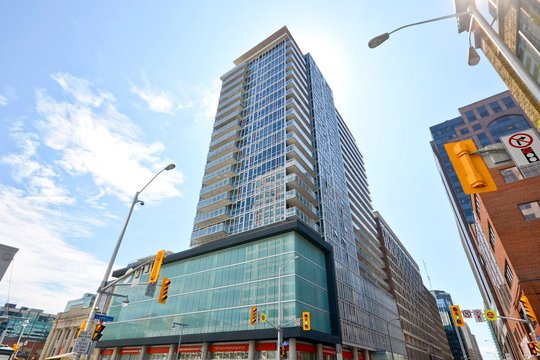 324 Laurier Avenue West