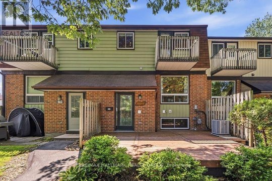 4 - 409 MONTFORT STREET