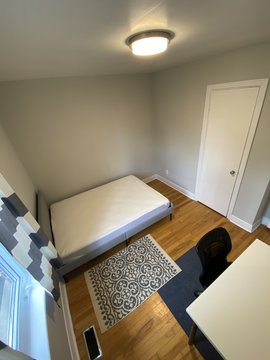 2460 Avenue du Chasseur