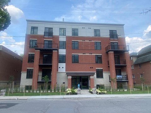 355 Nelson Street