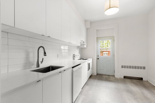 403 Boulevard Saint Joseph Ouest
