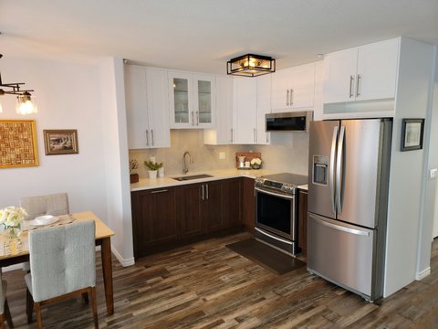 445 Bayfield Crescent