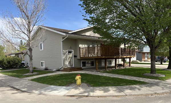 233 Turtle Court
