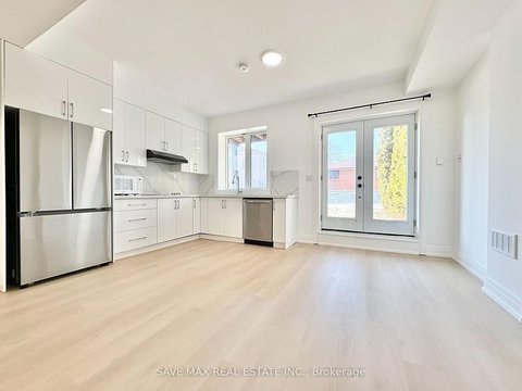 574B Pharmacy Avenue