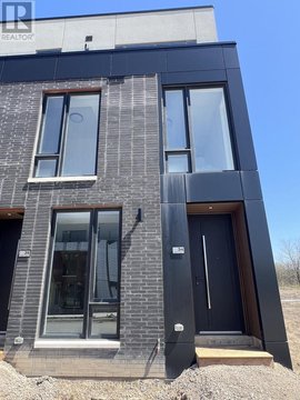 34 EVERETT COMMON