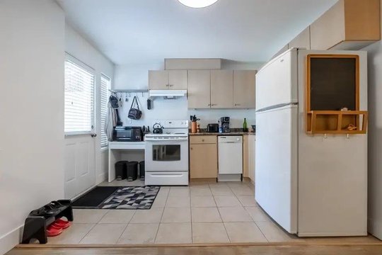 6690 193A Street