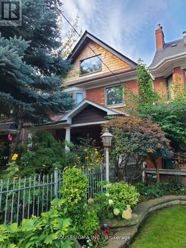 36 HIGHVIEW CRESCENT