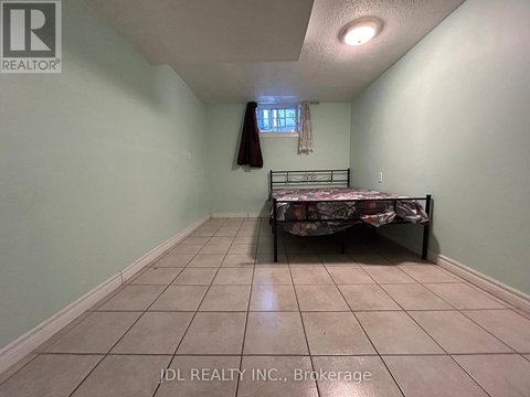 BASEMENT - 62 NEWLANDS AVE AVENUE