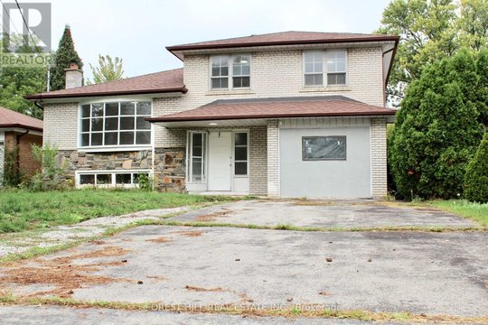 FIRST FLOOR - 8 DOVERWOOD COURT