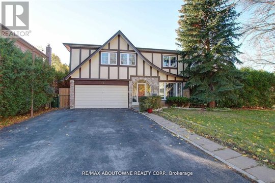 UPPER - 14 ANGUS DRIVE