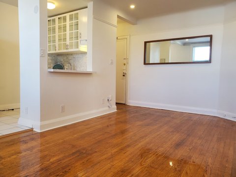 404 Spadina Road