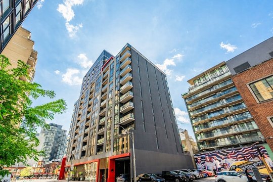 435 Richmond Street West