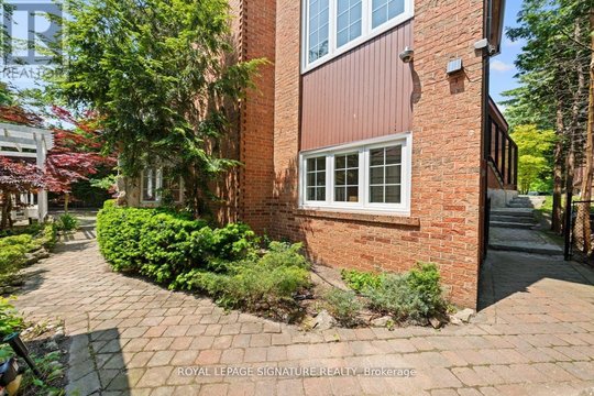 23 BRANDY COURT