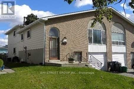 (LOWER) - 72 PARKDENE COURT E