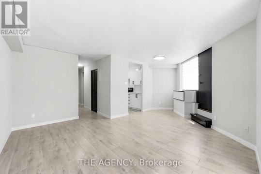 520A - 2350 DUNDAS STREET W