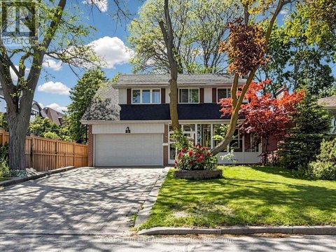32 WYCLIFFE CRESCENT