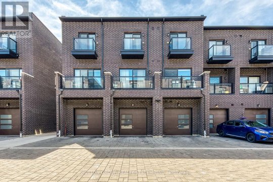 UPPER - 1 - 1774A LAWRENCE AVENUE W
