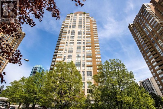 PH2903 - 205 WYNFORD DRIVE