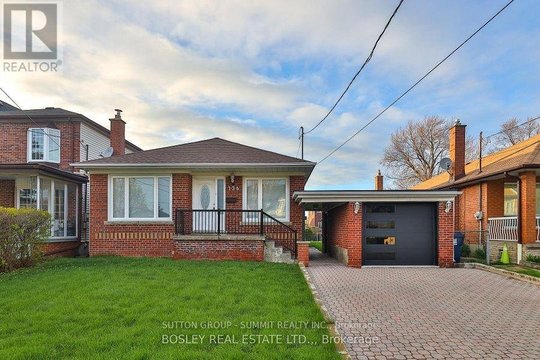 BASEMENT - 136 REGINA AVENUE
