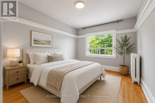 UPPER - 277 GILMOUR AVENUE