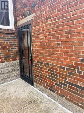 NANNY SUITE - 469 EVANS AVENUE