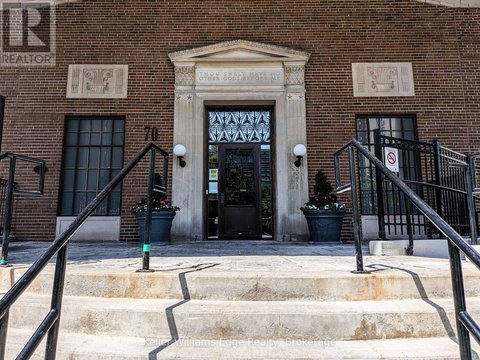 1007 - 70 HIGH PARK AVENUE
