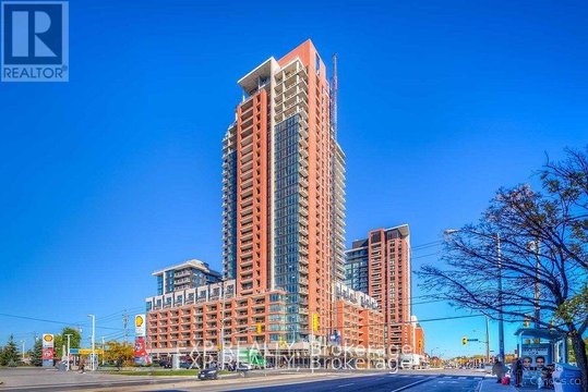 540 - 830 LAWRENCE AVENUE W