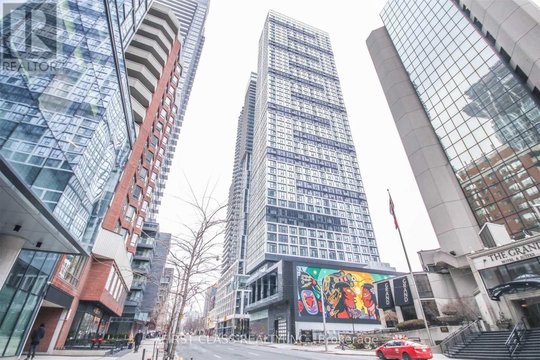 1002 - 181 DUNDAS STREET E