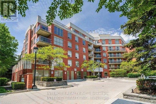 209 - 800 SHEPPARD AVENUE W