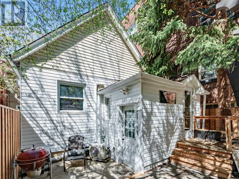 29 RAGLAN AVENUE