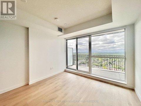 2606 - 68 ESTHER SHINER BOULEVARD