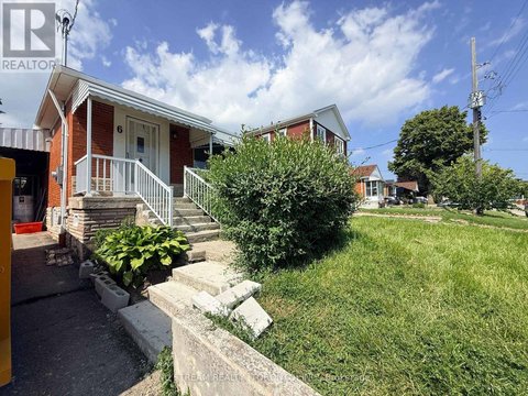 UPPER LEVEL - 6 ROSEMARIE DRIVE