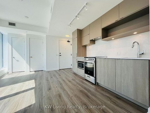 100 Queen Street East
