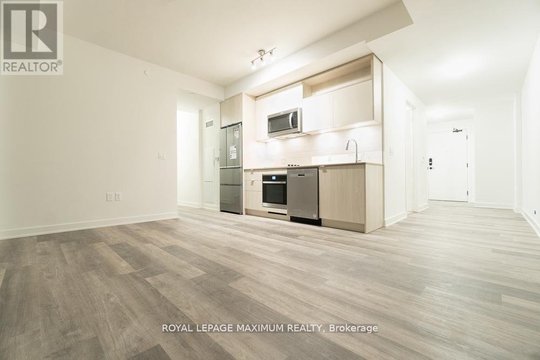 2015 E - 70 PRINCESS STREET