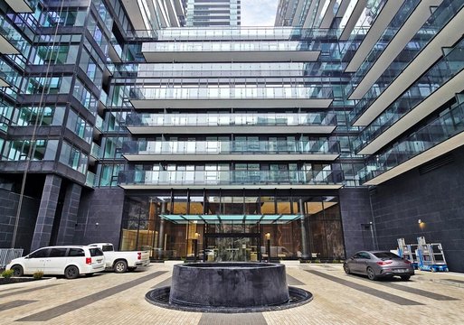 117 Broadway Avenue