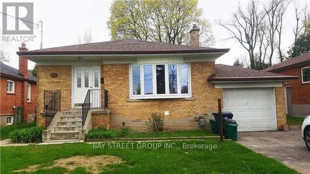 LOWER 123 SEARLE AVENUE