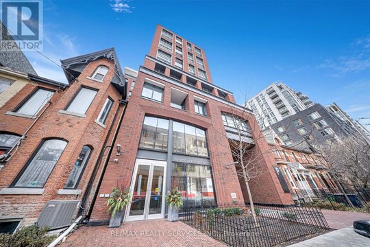 1404 - 501 ADELAIDE STREET W