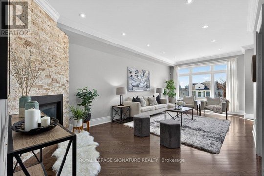 UPPER - 61B BEXHILL AVENUE