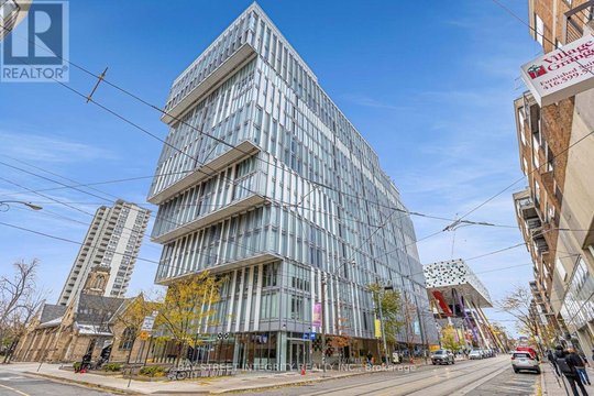 1009 - 50 MCCAUL STREET