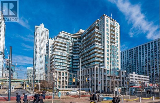 905 - 410 QUEENS QUAY W
