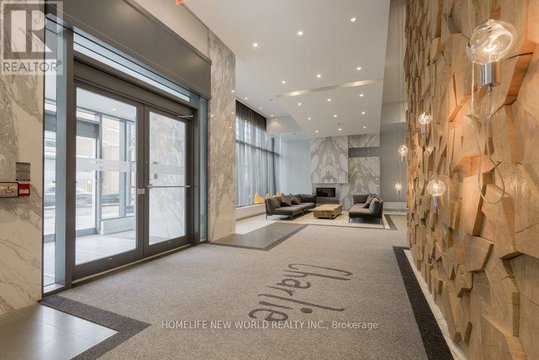 2507 - 8 CHARLOTTE STREET