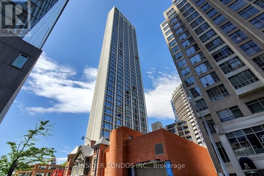1703 - 1315 BAY STREET